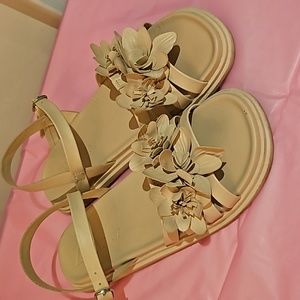 Zara girls Nude Flowers sandals 37
